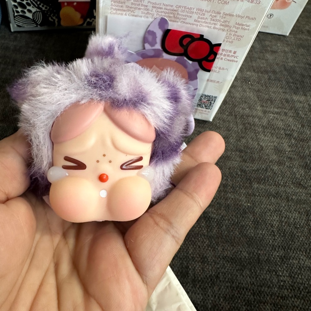 POP MART CRYBABY Wild but Cutie Series Vinyl Plush Pendant. -NEON CUTIE - Picture 6 of 7